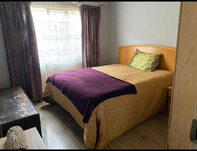 3 BEDROOM HOUSE FOR SALE IN STRETFORD